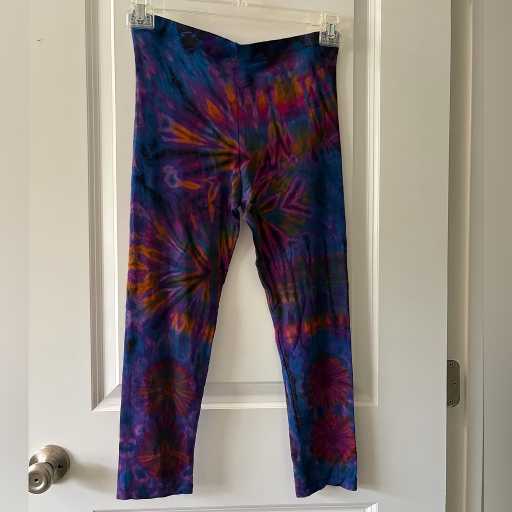 Womens Cropped Tie-Dye Leggings